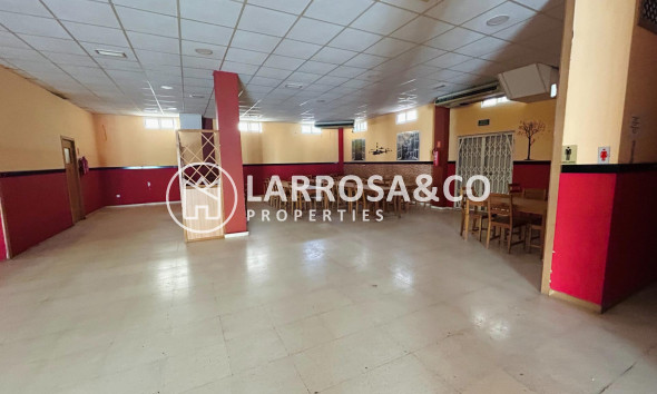 Reventa - Local - Torrevieja - La Mata