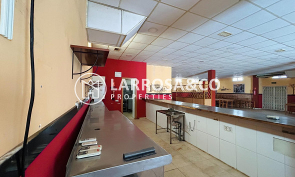 Reventa - Local - Torrevieja - La Mata