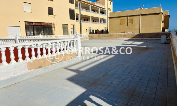 Reventa - Local - Torrevieja - La Mata