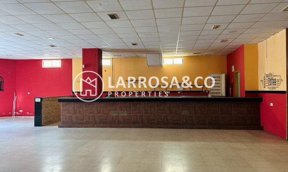 Reventa - Local - Torrevieja - La Mata