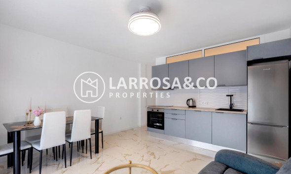 Reventa - Apartamento - Torrevieja - Playa del cura