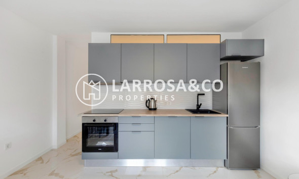 Reventa - Apartamento - Torrevieja - Playa del cura