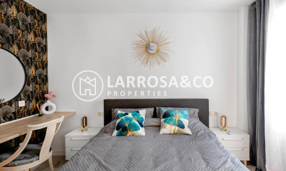 Reventa - Apartamento - Torrevieja - Playa del cura