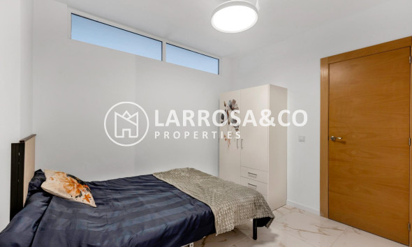 Reventa - Apartamento - Torrevieja - Playa del cura
