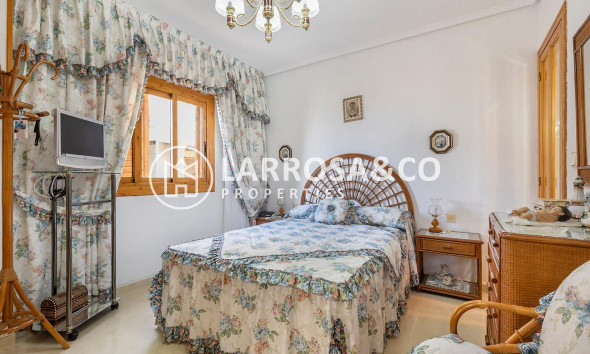 Resale - Apartment - Torrevieja - La Mata