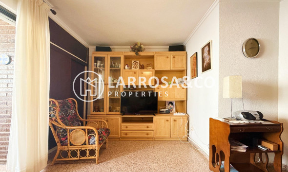 Resale - Ground floor apartment - Torrevieja - La Mata