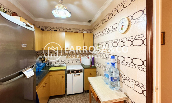 Resale - Ground floor apartment - Torrevieja - La Mata