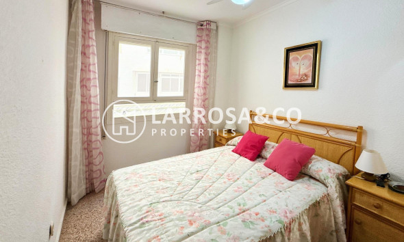 Resale - Ground floor apartment - Torrevieja - La Mata