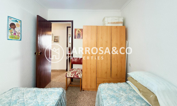 Resale - Ground floor apartment - Torrevieja - La Mata