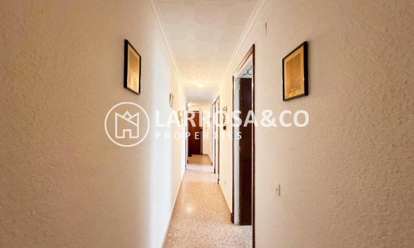 Resale - Ground floor apartment - Torrevieja - La Mata