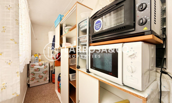 Resale - Ground floor apartment - Torrevieja - La Mata