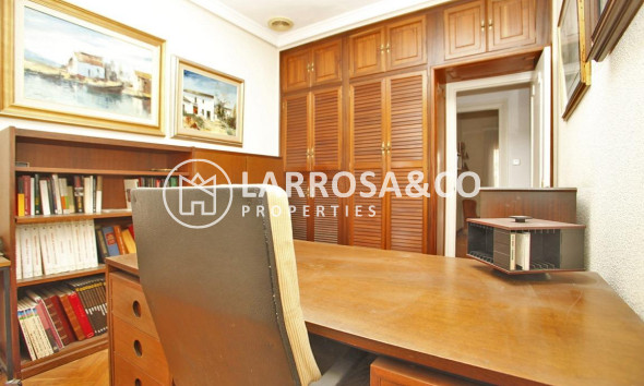 Reventa - Apartamento - Orihuela - Zona Centro