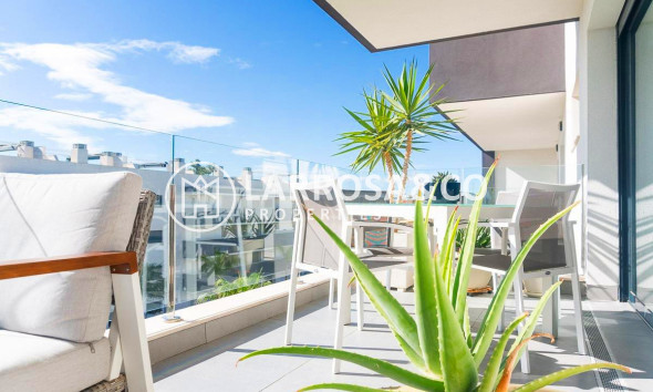 Resale - Apartment - Orihuela costa - Villamartin 