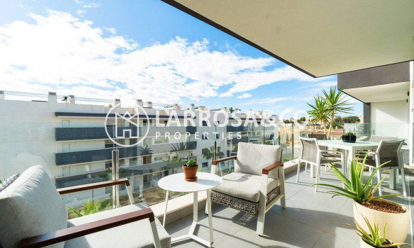 Resale - Apartment - Orihuela costa - Villamartin 