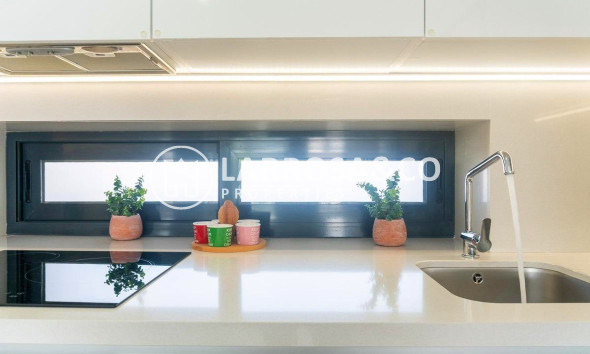 Resale - Apartment - Orihuela costa - Villamartin 