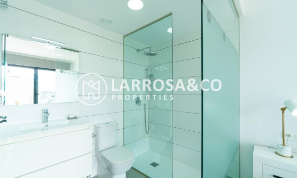 Resale - Apartment - Orihuela costa - Villamartin 