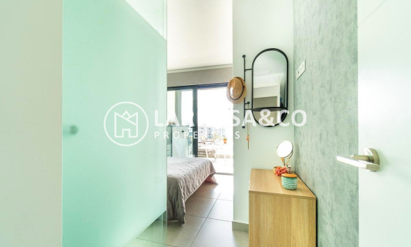 Resale - Apartment - Orihuela costa - Villamartin 