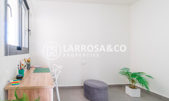 Resale - Apartment - Orihuela costa - Villamartin 
