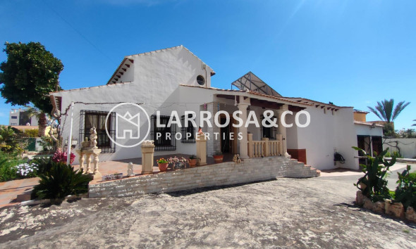 Herverkoop - Villa - Orihuela costa - Villamartin 