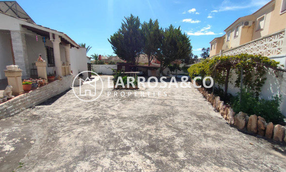 Herverkoop - Villa - Orihuela costa - Villamartin 