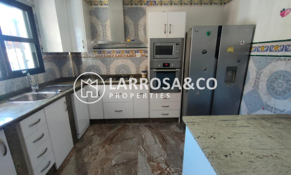 Herverkoop - Villa - Orihuela costa - Villamartin 