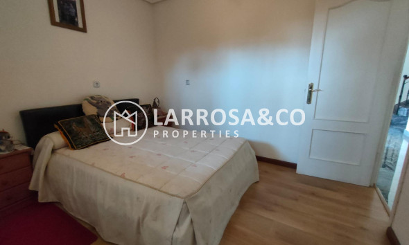 Herverkoop - Villa - Orihuela costa - Villamartin 
