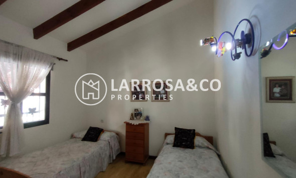 Herverkoop - Villa - Orihuela costa - Villamartin 