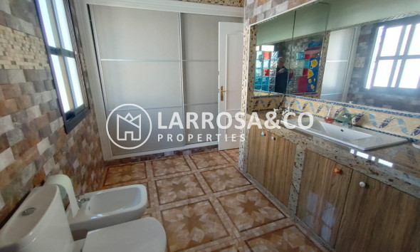 Herverkoop - Villa - Orihuela costa - Villamartin 