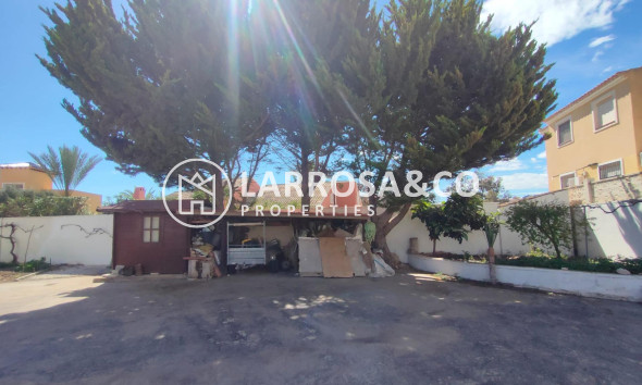Herverkoop - Villa - Orihuela costa - Villamartin 