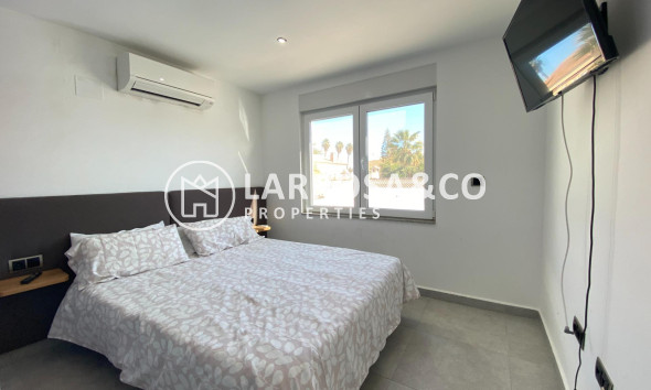A Vendre - Villa - Torrevieja - Aldea del mar