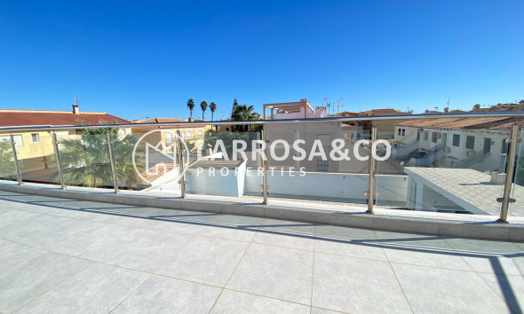 A Vendre - Villa - Torrevieja - Aldea del mar