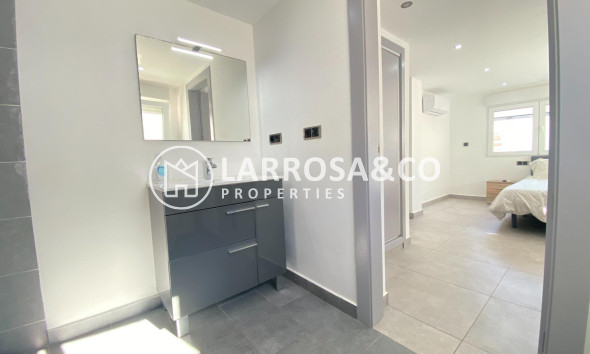 A Vendre - Villa - Torrevieja - Aldea del mar