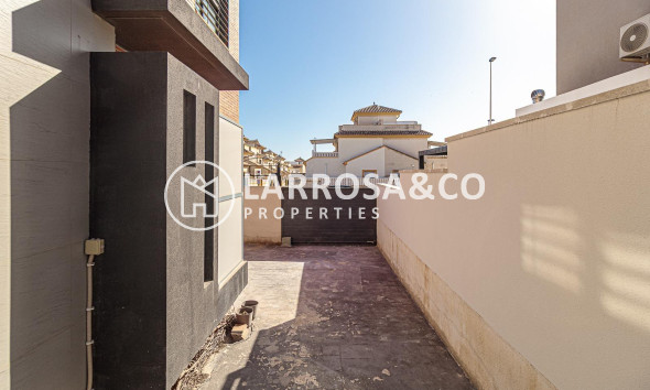 A Vendre - Semi-detached house - Torrevieja - Aguas Nuevas