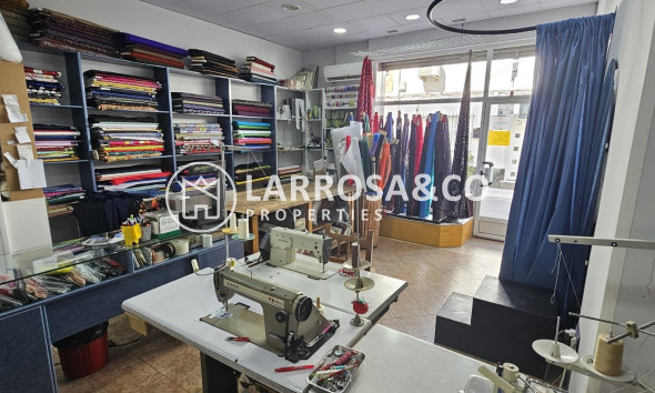 A Vendre - Commercial space - Albolote - Centro ciudad