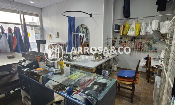 A Vendre - Commercial space - Albolote - Centro ciudad