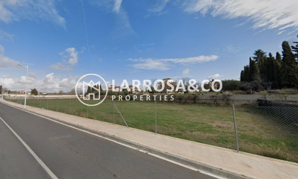 A Vendre - Land - Albolote - CORTIJO PETREL
