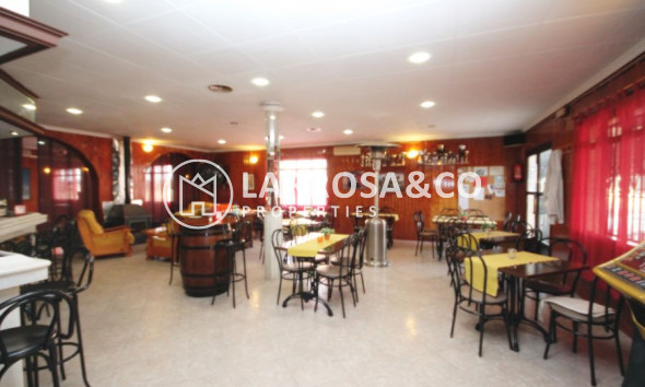 Reventa - Local - Torrevieja - Torretas