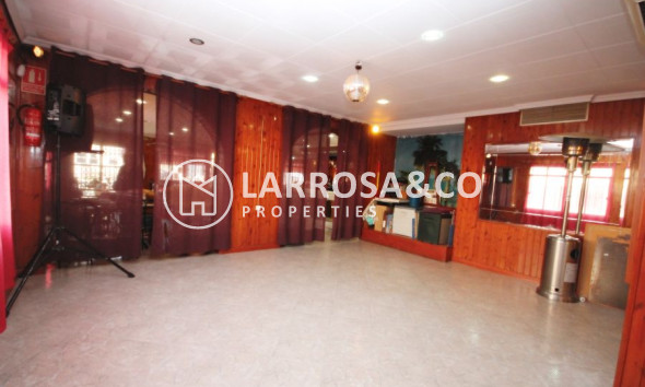 Reventa - Local - Torrevieja - Torretas