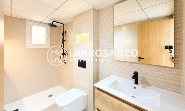 Reventa - Apartamento - Torrevieja - La Mata