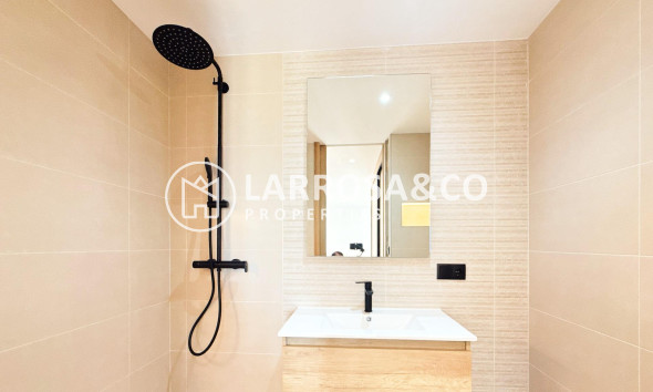Reventa - Apartamento - Torrevieja - La Mata