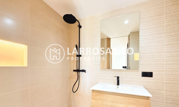 Reventa - Apartamento - Torrevieja - La Mata