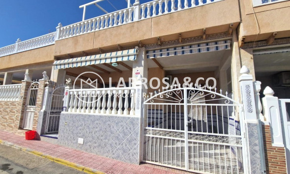 A Vendre - Semi-detached house - Torrevieja - Los Altos