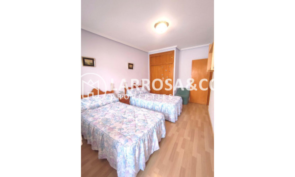 Herverkoop - Apartment - Torrevieja - Centro