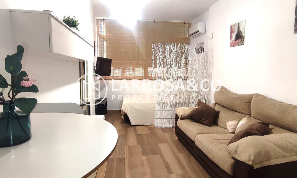 Herverkoop - Apartment - Torrevieja - Centro