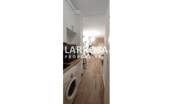 Herverkoop - Apartment - Torrevieja - Centro