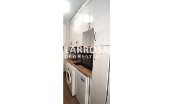 Herverkoop - Apartment - Torrevieja - Centro