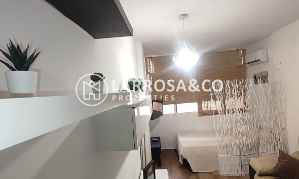 Herverkoop - Apartment - Torrevieja - Centro