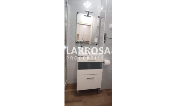Herverkoop - Apartment - Torrevieja - Centro