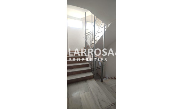 Herverkoop - Apartment - Torrevieja - Centro