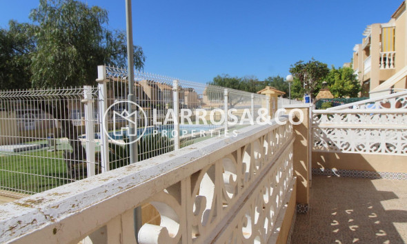 Reventa - Bungalow - Torrevieja - Aguas Nuevas